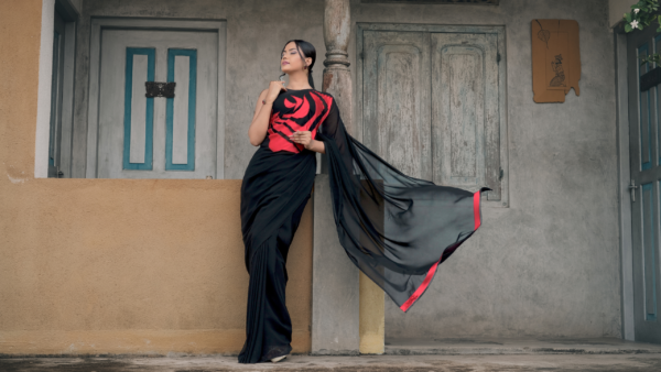 Red Silk Rose Saree - Image 2