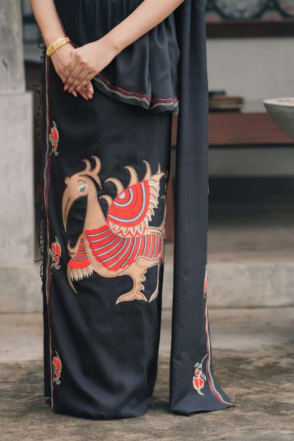 Heritage Handloom Kandyan Saree - Image 3