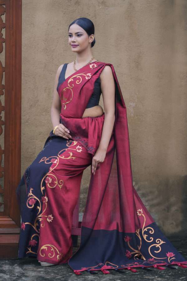 Regal Scarlet Saree - Image 2