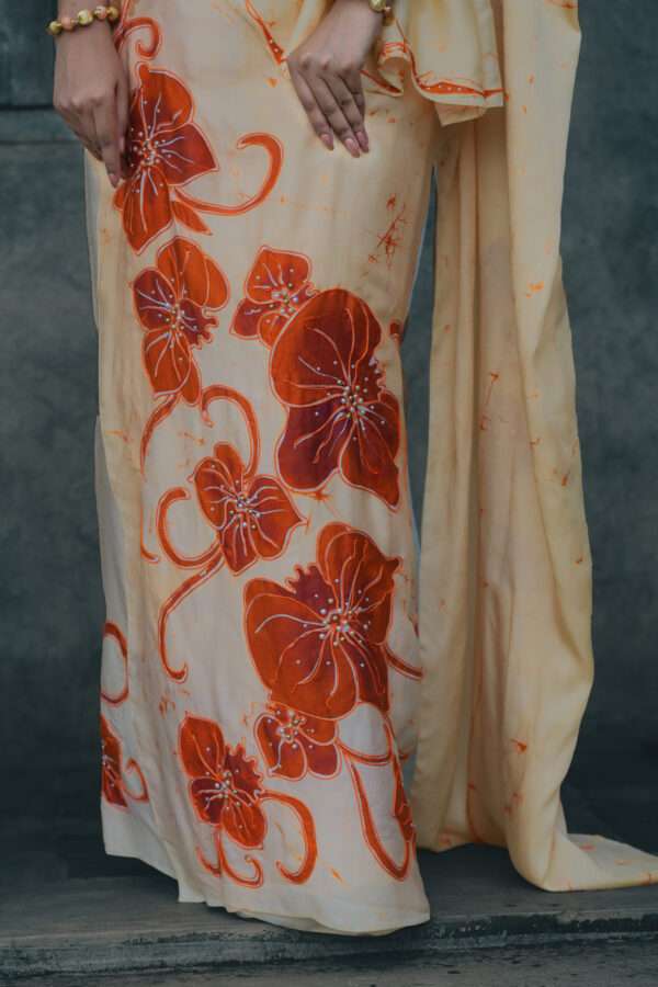 Orange Blossom Batik Kandiyan Saree - Image 2